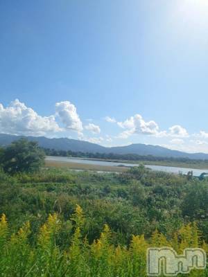 長岡デリヘル BIANCA～主人の知らない私～長岡店(ビアンカナガオカテン) 篠宮　るう(39)の10月12日写メブログ「秋晴れの空😆」