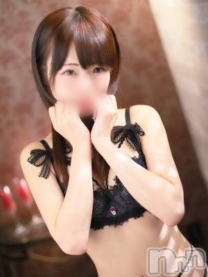小夏【新人】(20) 身長146cm、スリーサイズB84(C).W56.H85。新潟デリヘル Minx(ミンクス)在籍。