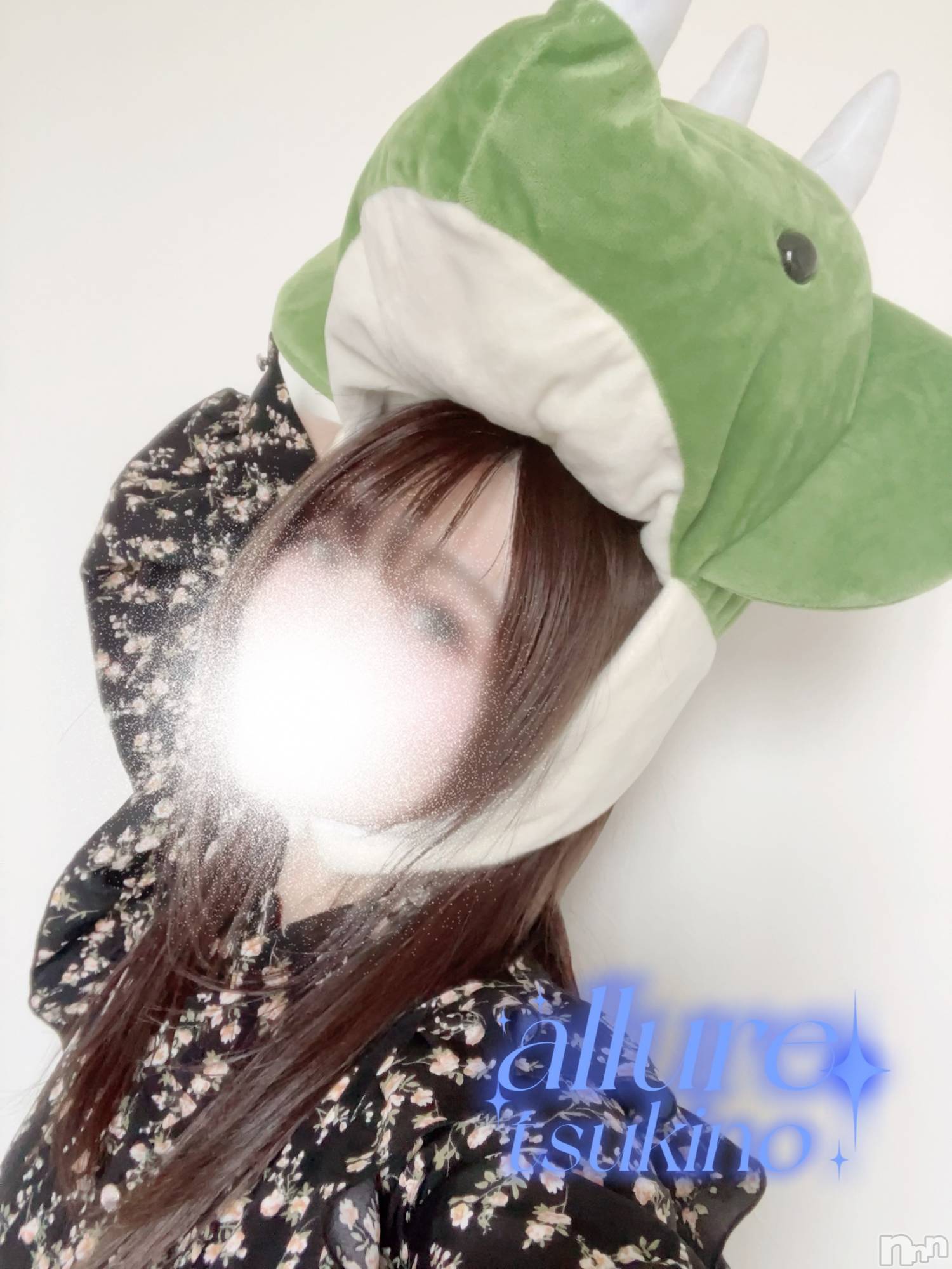 新潟メンズエステallure(アリュール)月乃　栞(19)の2025年11月5日写メブログ「～本日のハイライト～」