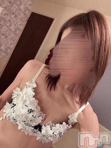 上田発人妻デリヘルBIBLE～奥様の性書～(バイブル～オクサマノセイショ～) ◇マコト◇(42)の6月4日写メブログ「誘って欲しいです💕」