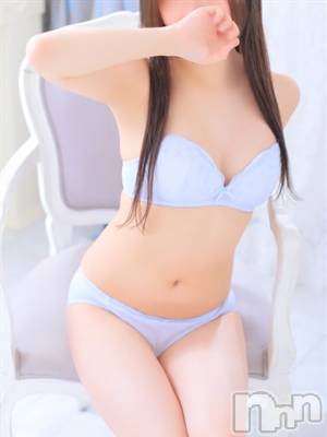 みか(18) 身長156cm、スリーサイズB88(D).W56.H85。上田発デリヘル charmant 上田・佐久(シャルマンウエダ・サク)在籍。