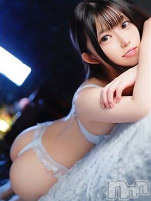 なみ(20) 身長157cm、スリーサイズB86(E).W55.H84。上田発デリヘル charmant 上田・佐久(シャルマンウエダ・サク)在籍。