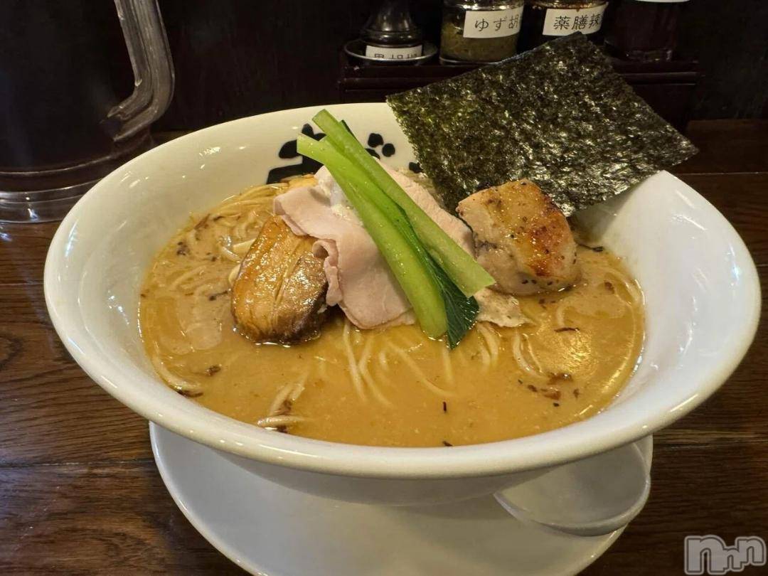長岡人妻デリヘル長岡人妻市(ナガオカヒトヅマイチ)彩春【いろは】★大人可愛い(37)の2024年10月27日写メブログ「お礼ブログ💜ྀི」