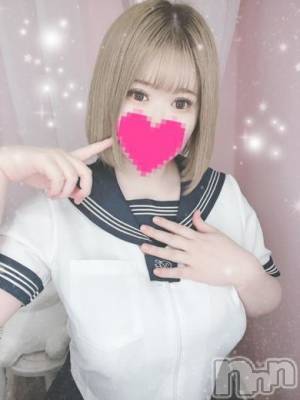 きい(22) 身長165cm、スリーサイズB92(G以上).W58.H85。上越デリヘル HONEY(ハニー)在籍。