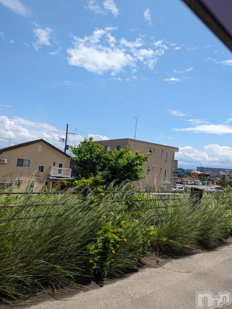 上越デリヘル上越最安値！奥様Deli急便(ジョウエツサイヤスネ！オクサマデリキュウビン) 新人　あおい(32)の6月3日写メブログ「ありがとう♡」