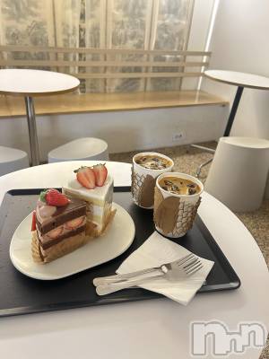 ��Ʋ���ʥå��������륺�С�LOUNGE ICHI ������(�饦�󥸥���) �����ߤ���5��8���̥�֥����ֹ⤹��( ��_�� )��