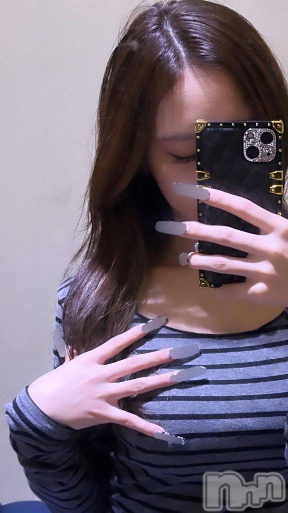 三条デリヘル新潟デリヘル倶楽部　三条店(ニイガタデリヘルクラブ　サンジョウテン)らん(18)の2025年1月16日写メブログ「らんちゃん出勤ちゅ👀💖」