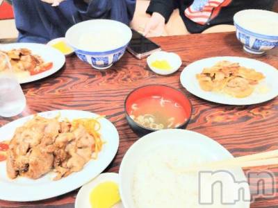 新潟デリヘル 新潟市鳥屋野潟ちゃんこ(ニイガタシトヤノガタチャンコ) まこ(45)の10月2日写メブログ「女の子と夜ご飯🍚」