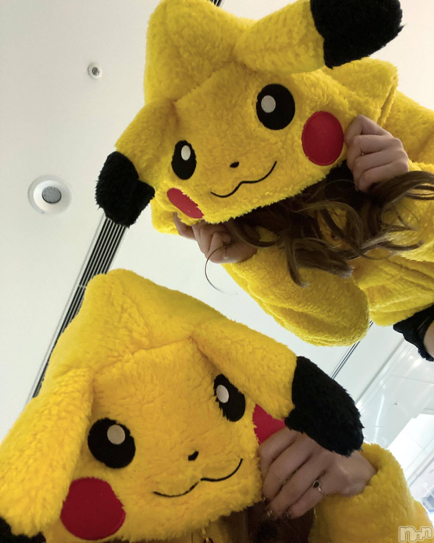 ���ᥭ��Х��顦�����CLUB ASLI(����֥�����) ��2024ǯ10��9���̥�֥�����10��9�� 21��11ʬ�Υ֥�����