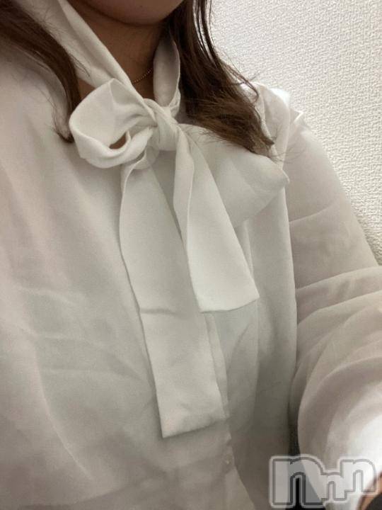 新潟人妻デリヘル熟女の風俗 最終章(ジュクジョノフウゾクサイシュウショウ) ゆうり(40)の10月11日写メブログ「出勤したよー🎀」
