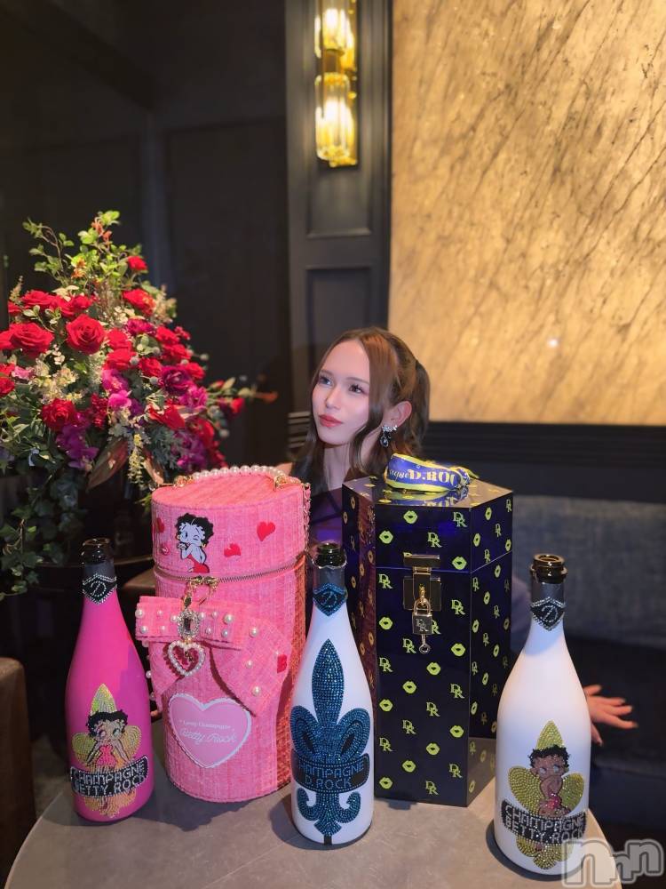 ���ܱ�������Х��顦�����club Eight(����֡�������) �������4��17���̥�֥����֥٥ƥ������ο��������Ĥ�꤬��