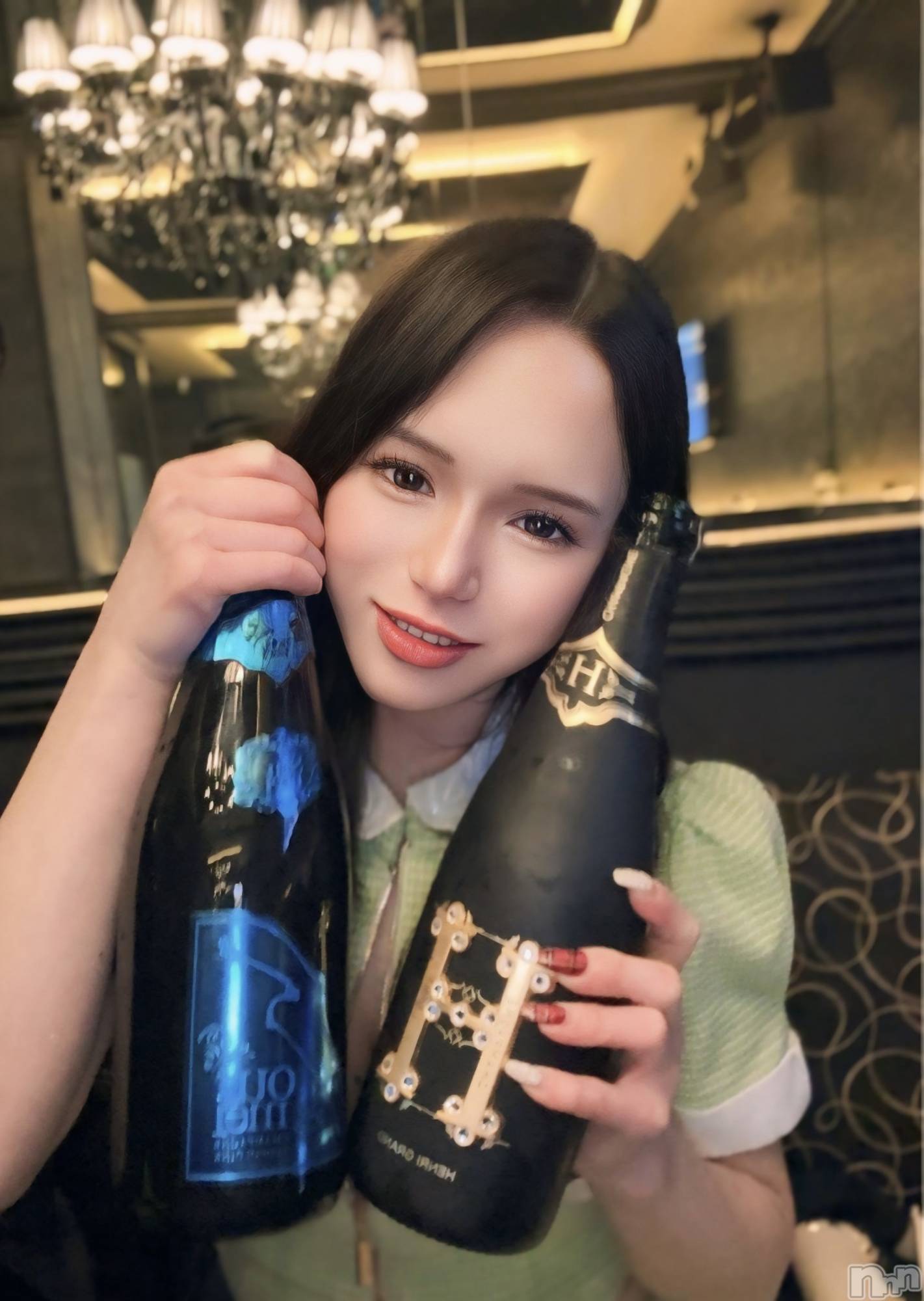 ܱХ顦club Eight(֡) 2025ǯ125ֽ̥֥ƤΡġ