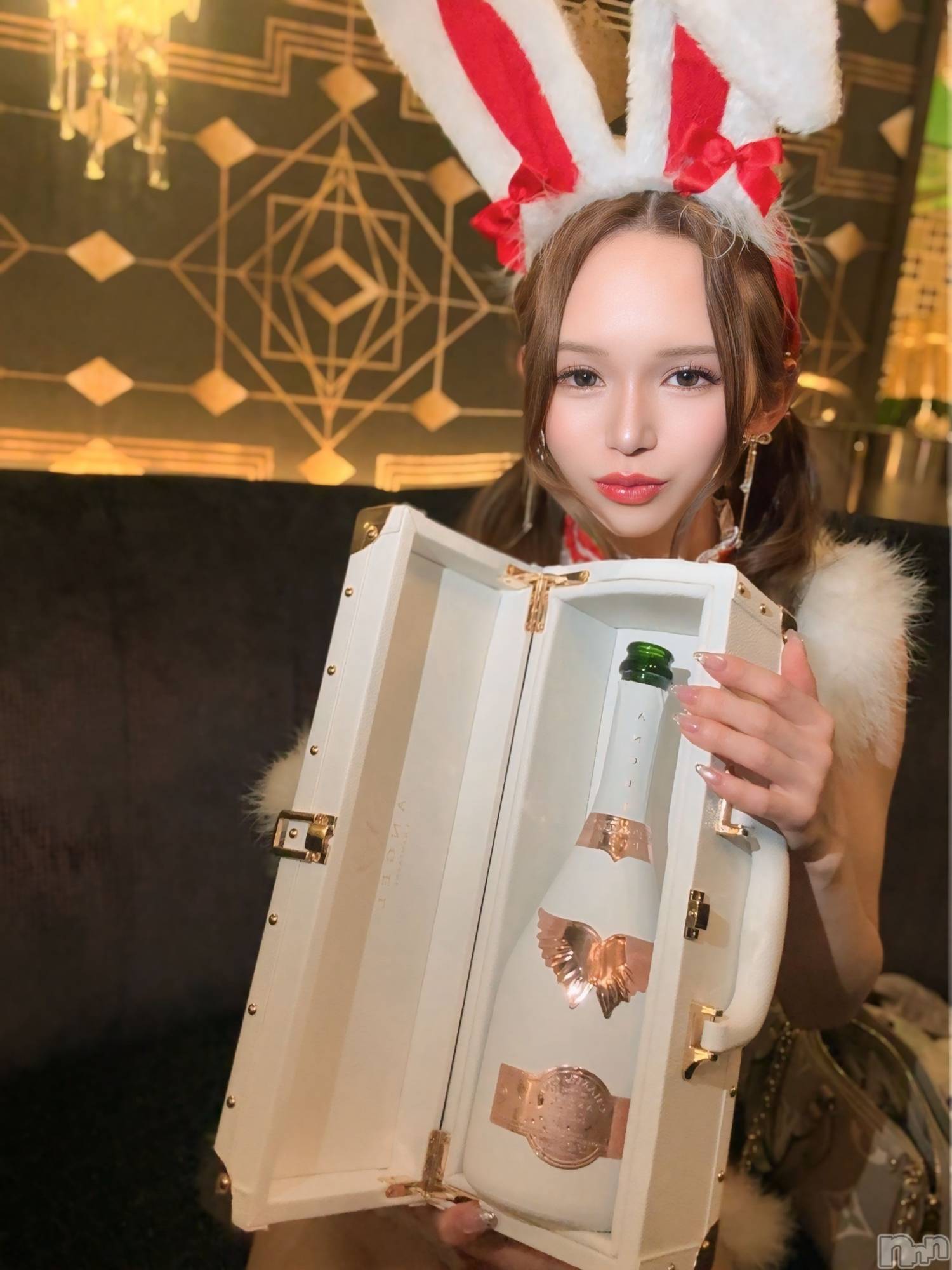 ���ܱ�������Х��顦�����club Eight(����֡�������) ��2026ǯ1��13���̥�֥����������жС�