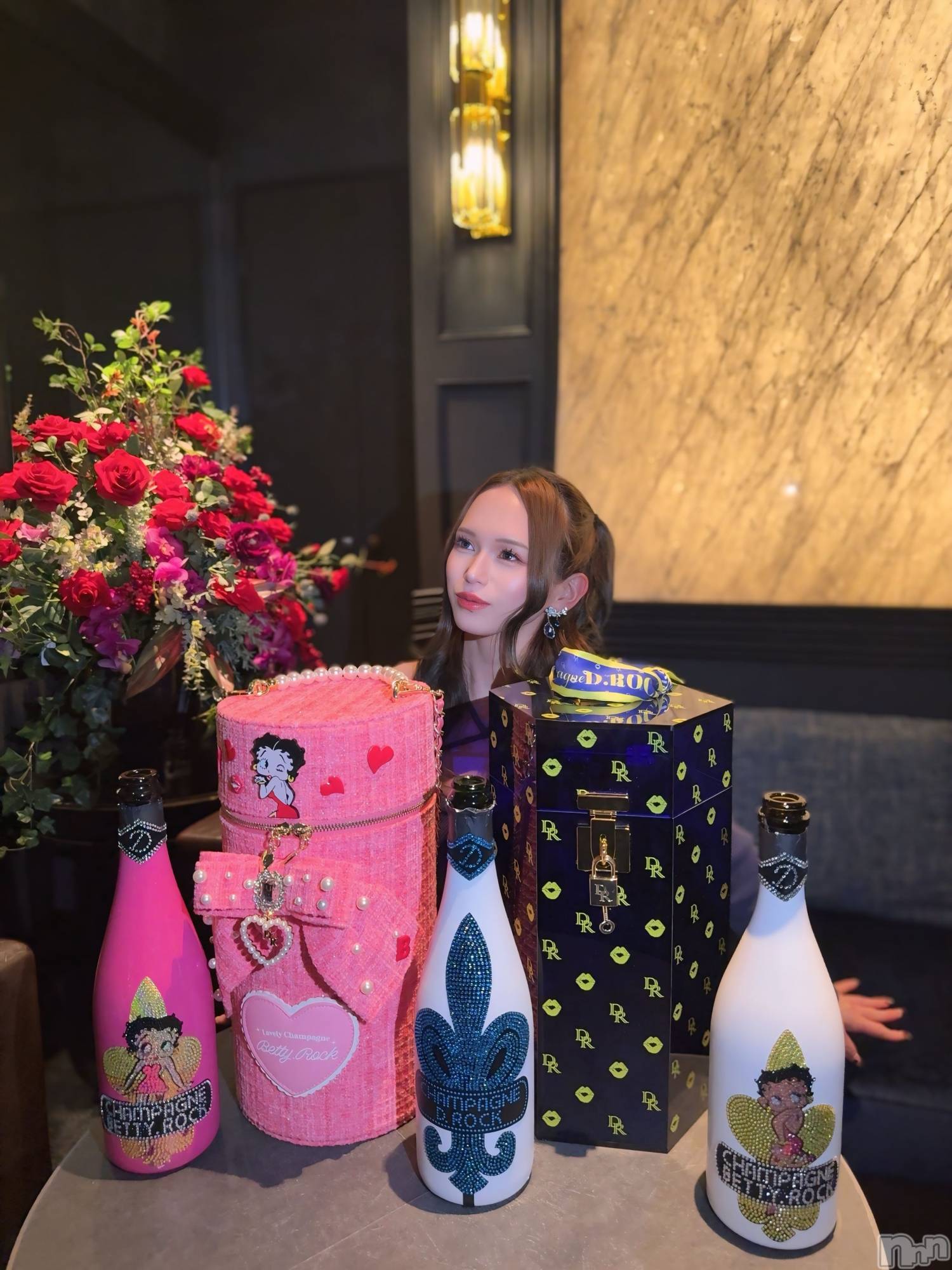 ���ܱ�������Х��顦�����club Eight(����֡�������) ��2026ǯ4��17���̥�֥����֥٥ƥ������ο��������Ĥ�꤬��