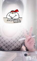 新潟風俗エステMelt(メルト) すず(22)の8月7日写メブログ「勉強なう(⊃•̀ω•́)⊃✎」