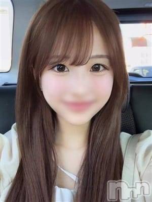 根本あゆに