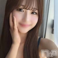 根本あゆに