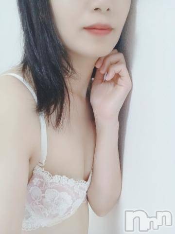 新潟人妻デリヘル人妻不倫処　桃屋　新潟店(ヒトヅマフリンドコロモモヤ) しいな・新人奥様(34)の8月4日写メブログ「ついに今月の予定が決まったよ～♥️」