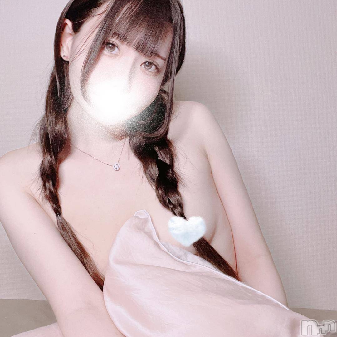 長岡デリヘル純・無垢(ジュンムク)くるみ(20)の2024年10月22日写メブログ「狂いすぎにつきご注意を🤍」