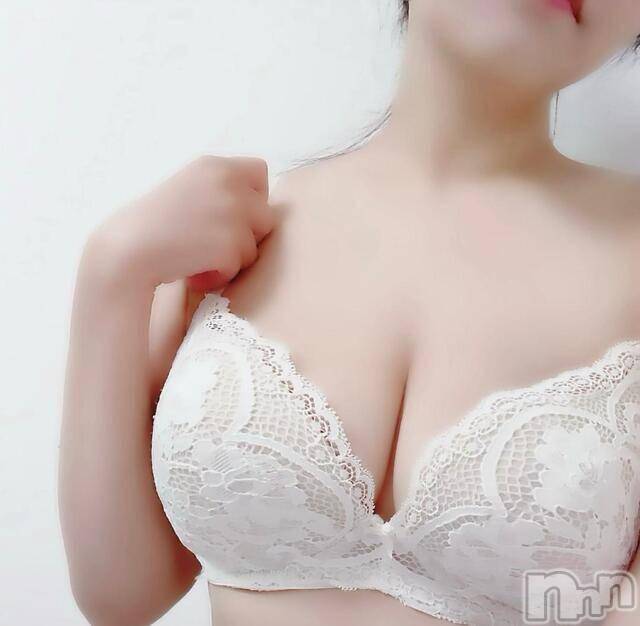 新潟人妻デリヘル新潟人妻デリバリーヘルス 下心 ～したごころ～(シタゴコロ) 弥生(やよい)奥様(30)の11月10日写メブログ「出勤」