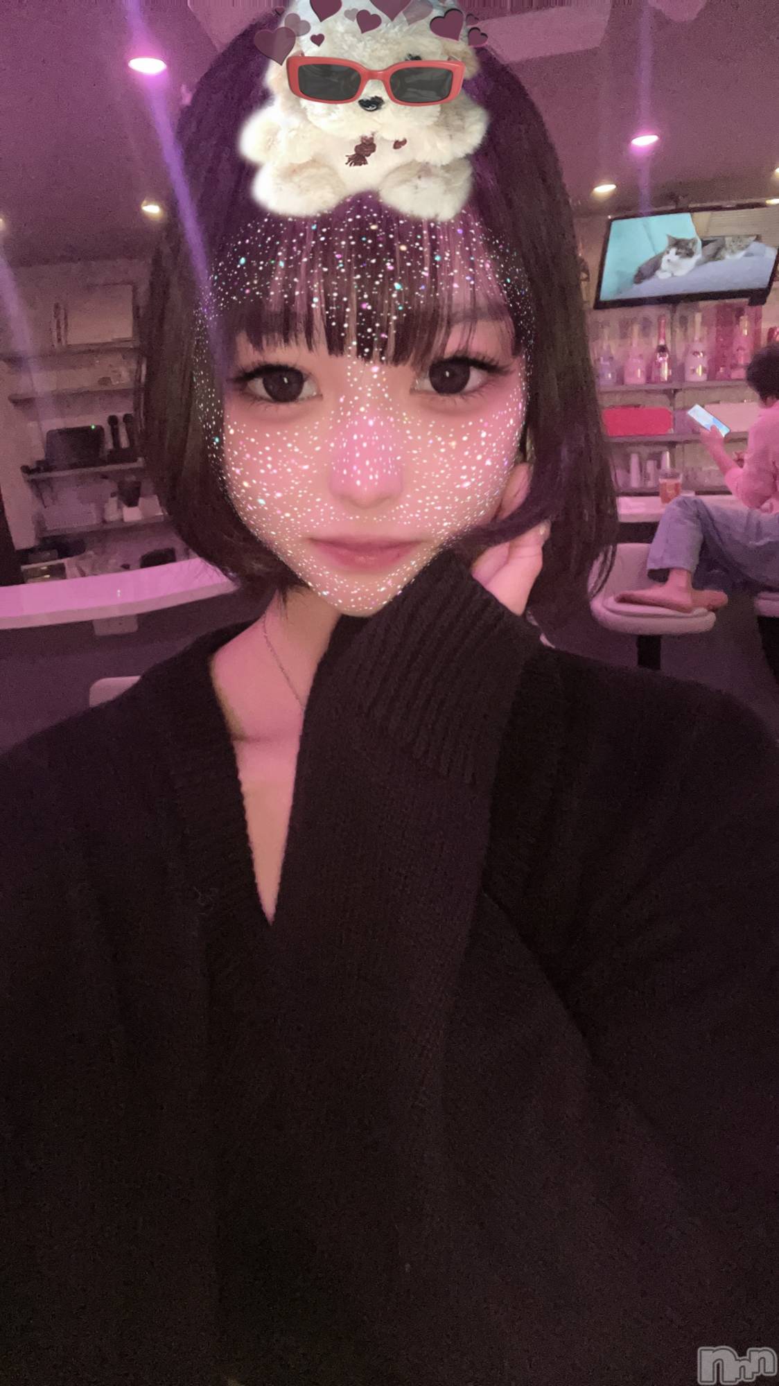 新潟駅前スナック・ガールズバーGirls Bar Philia(ガールズバーフィリア) の2025年10月30日写メブログ「出勤してます!風邪引きました🌀🍃」