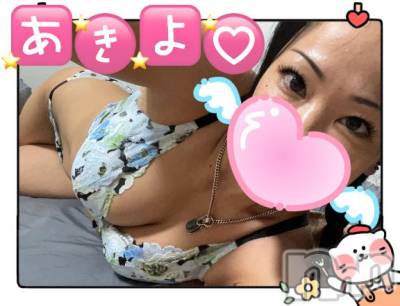 新潟デリヘル 奥様特急 新潟店(オクサマトッキュウニイガタテン) あきよ(40)の1月29日写メブログ「1/28 パークホテルの お兄様！」