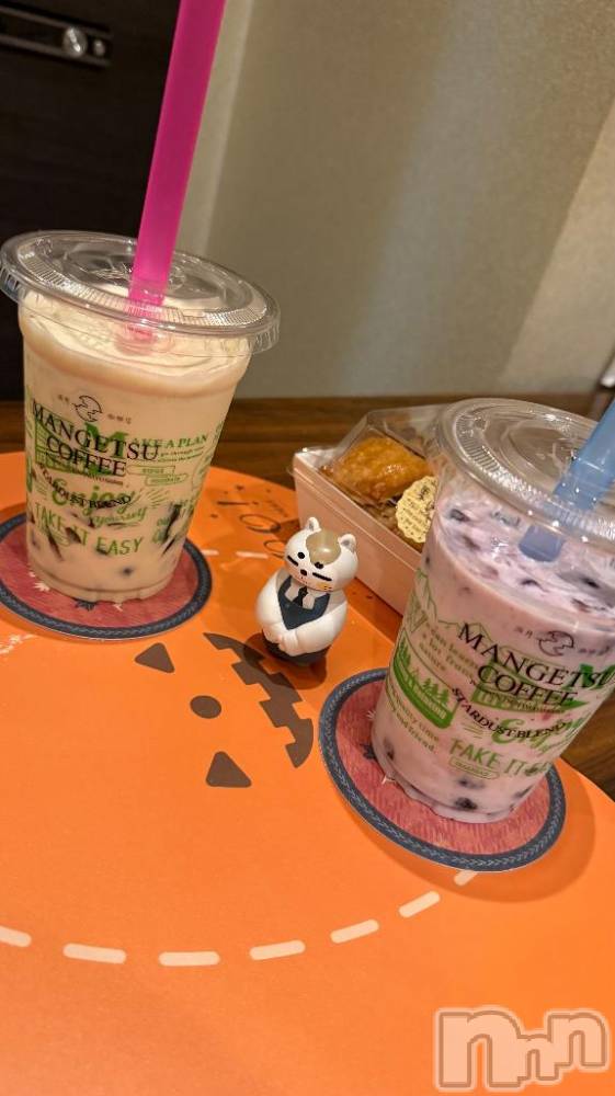 長岡デリヘル純・無垢(ジュンムク) つな(20)の10月25日写メブログ「🎃🦇」