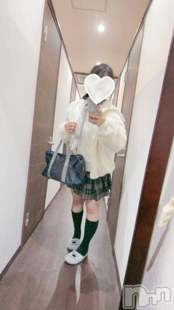 長岡デリヘル純・無垢(ジュンムク) つな(20)の12月6日写メブログ「ねくたーい！👔」