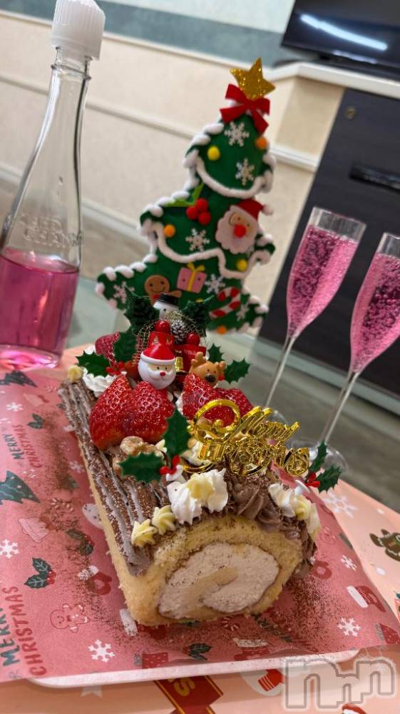 長岡デリヘル純・無垢(ジュンムク) つな(20)の12月13日写メブログ「クリスマスパーティー！🎄」