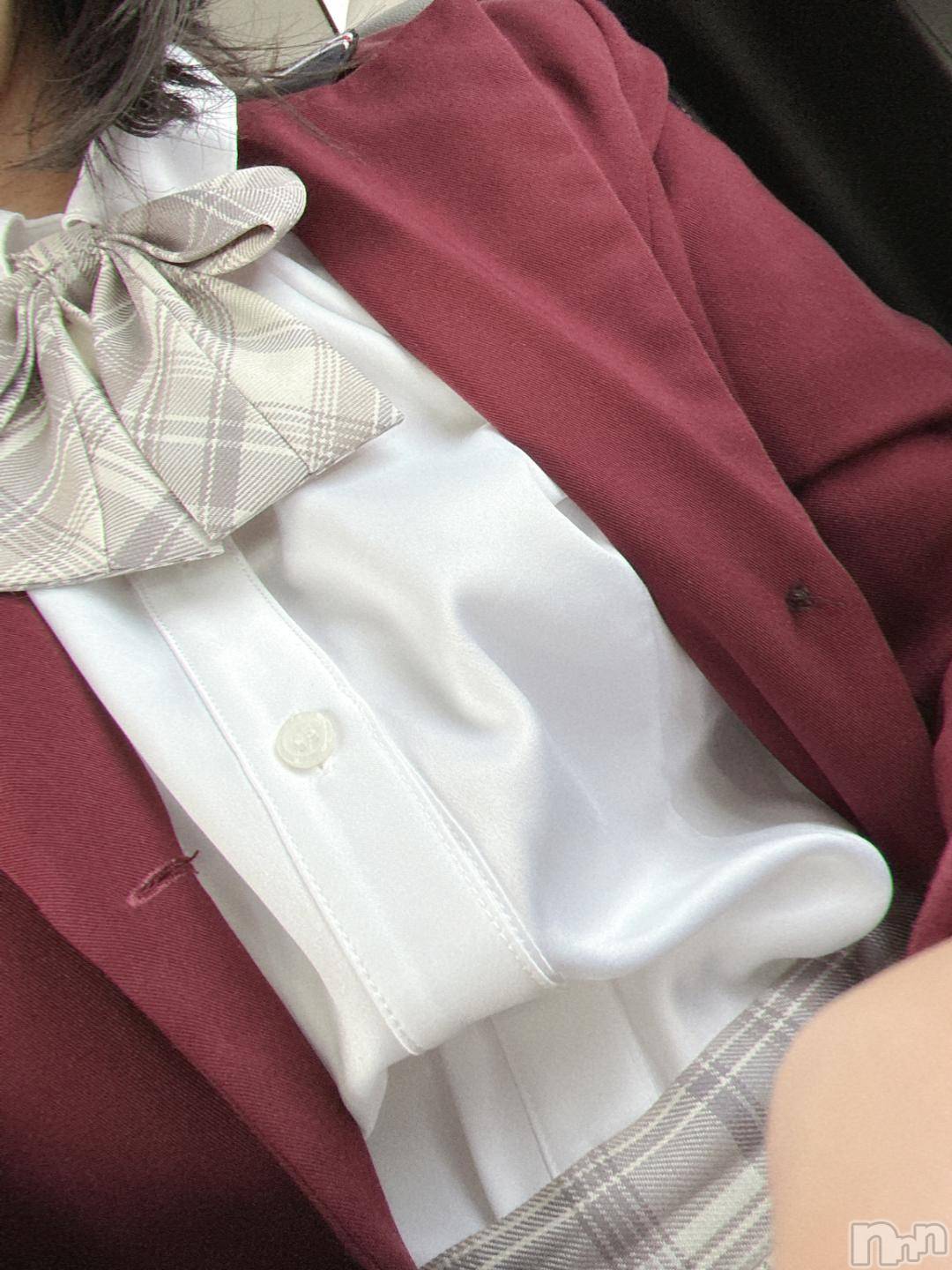 長岡デリヘル純・無垢(ジュンムク)つな(19)の2024年11月12日写メブログ「しゅっきーん🌟」