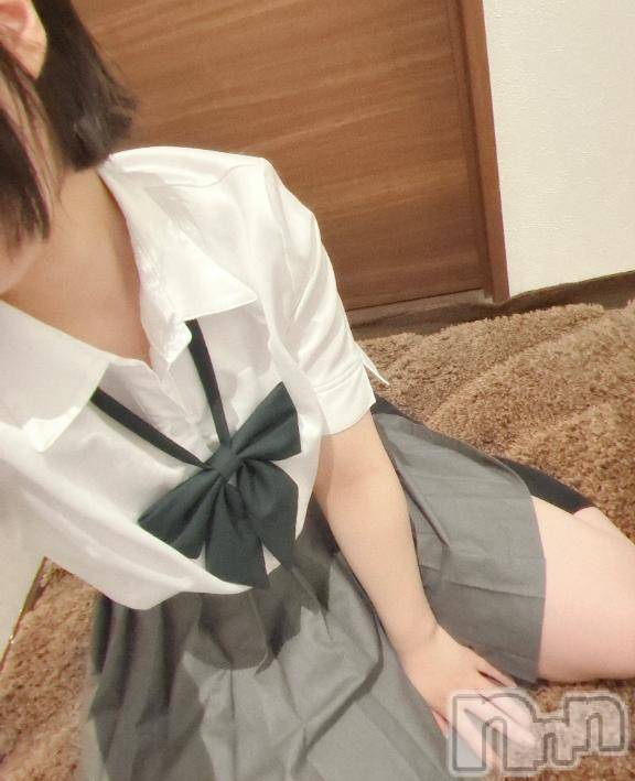 長岡デリヘル純・無垢(ジュンムク)つな(19)の2025年8月27日写メブログ「今日の制服！」
