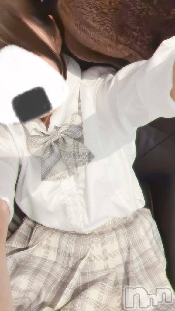 長岡デリヘル純・無垢(ジュンムク)つな(19)の2025年9月26日写メブログ「やっぱり制服🤍」