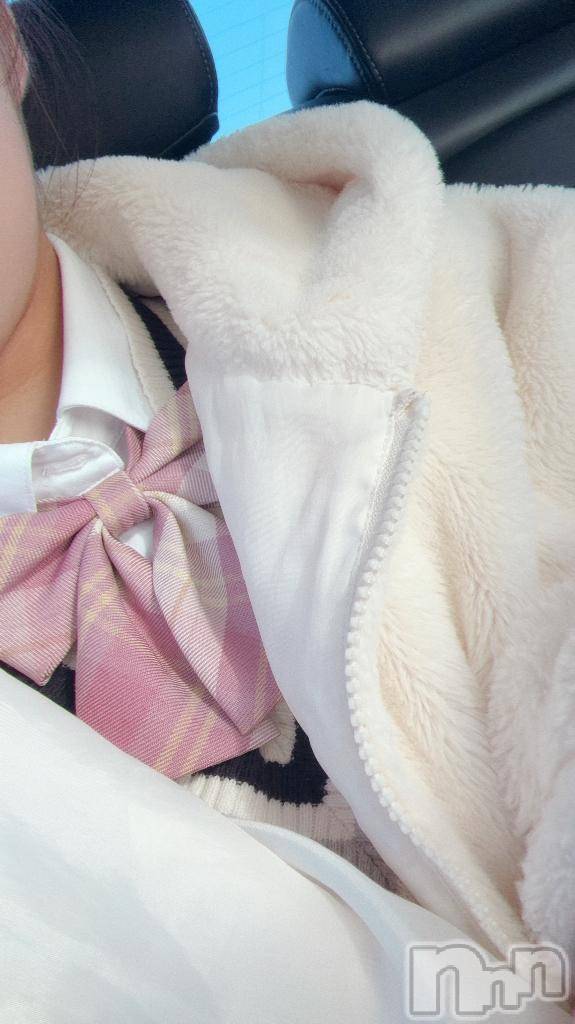 長岡デリヘル純・無垢(ジュンムク)つな(20)の2025年12月13日写メブログ「しゅっきんしたよよよ」