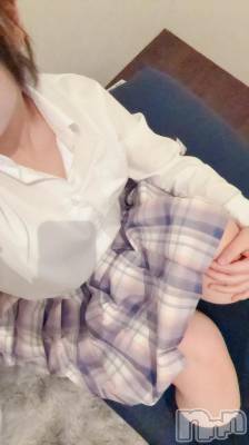 長岡デリヘル 純・無垢(ジュンムク) つな(20)の10月24日写メブログ「連投しちゃう🫣」