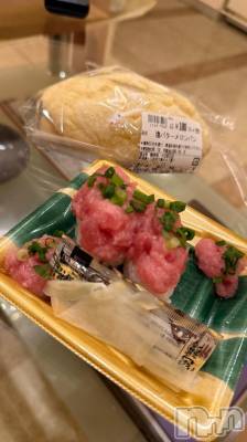 長岡デリヘル 純・無垢(ジュンムク) つな(20)の12月6日写メブログ「背徳の食べ物🍣」