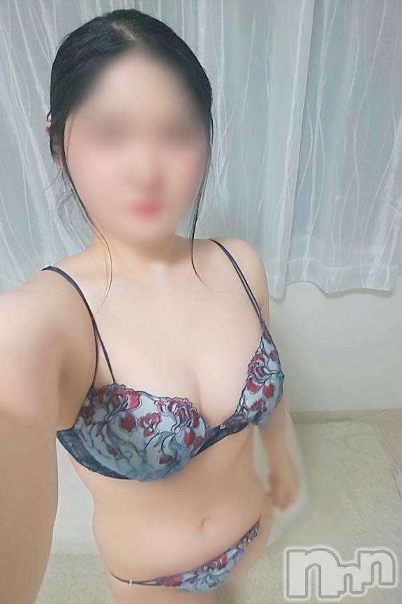 新潟風俗エステMelt(メルト) なつめ(27)の6月6日写メブログ「声がエロいし、全部エロい💜」