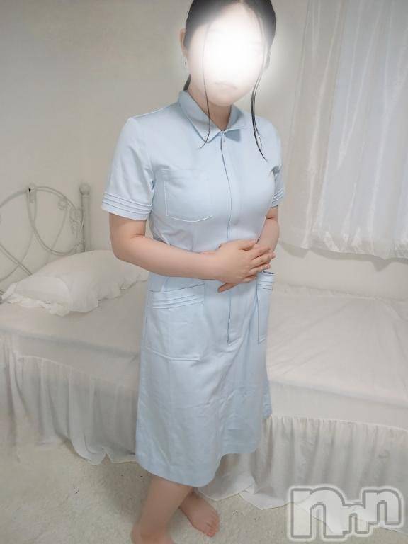 新潟デリヘルMelt(メルト)なつめ(27)の2025年10月30日写メブログ「看護婦と着衣プレイ💜」