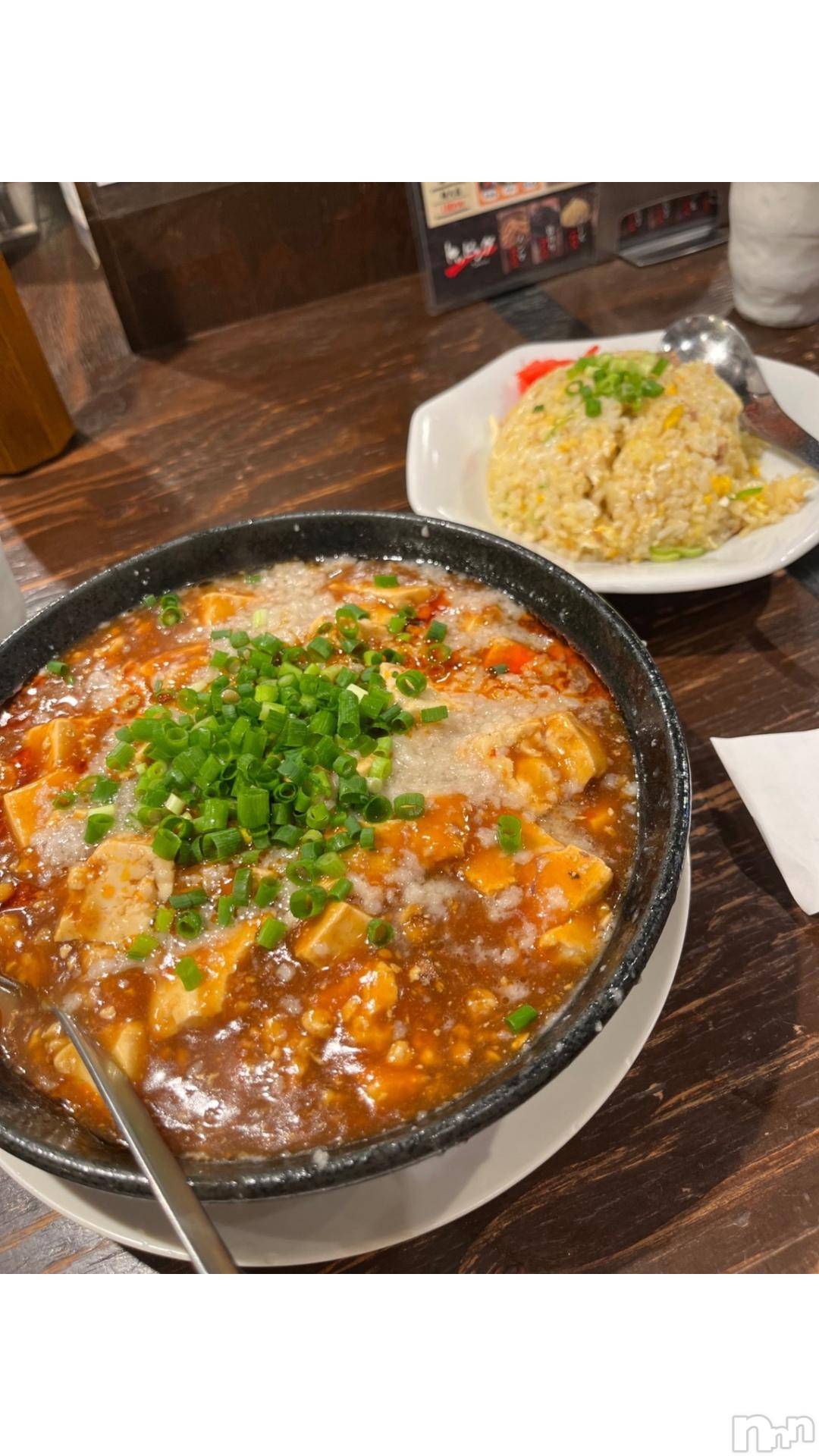 長岡デリヘルBIANCA～主人の知らない私～長岡店(ビアンカナガオカテン)水上　ゆう(35)の2024年10月17日写メブログ「本当は…食べたいんです…」