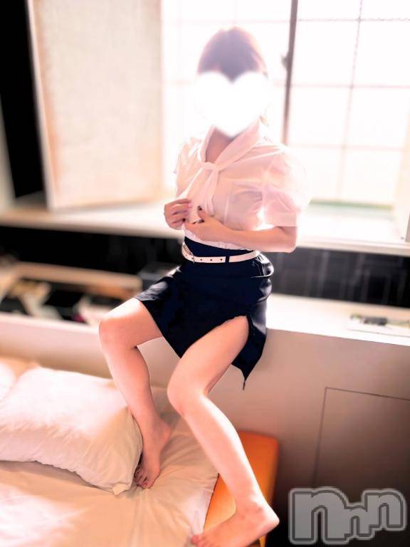 長岡人妻デリヘルBIANCA～主人の知らない私～長岡店(ビアンカナガオカテン)水上　ゆう(35)の2025年7月7日写メブログ「🤔？」