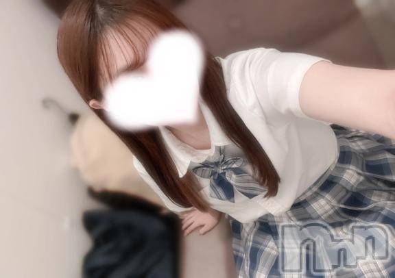 新潟手コキsleepy girl(スリーピーガール)こはくちゃん(18)の2025年8月4日写メブログ「ついにデビュー、、♡」