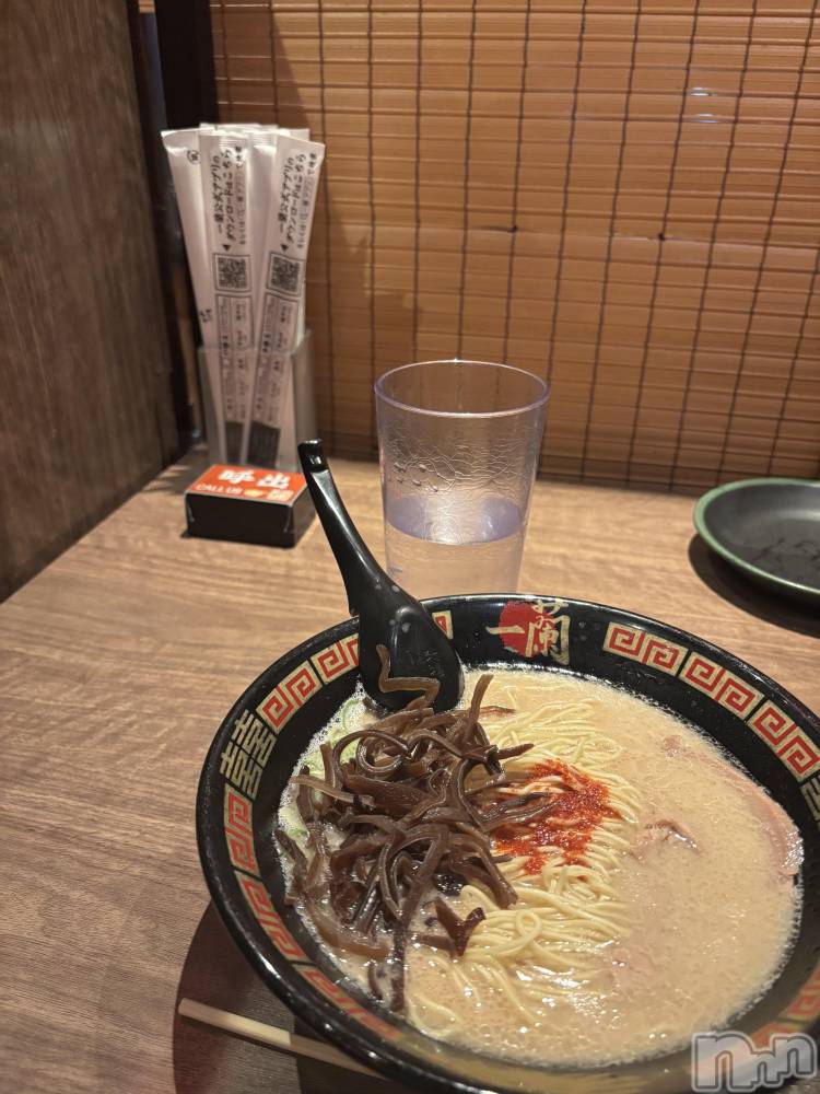 ��Ʋ����Х��顦�����CLUB FOUR GARDEN(����֡��ե��������ǥ�) ��ˤ�4��6���̥�֥����ֽжС�