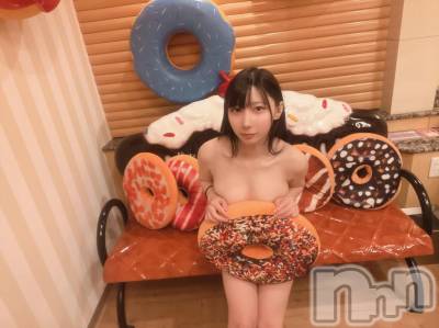 長岡デリヘル 純・無垢(ジュンムク) しずく(19)の10月19日写メブログ「雨だけど関係ないよね🥺？」