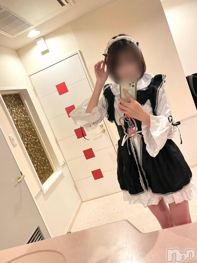 新潟デリヘル奥様特急 新潟店(オクサマトッキュウニイガタテン) えいみ(36)の10月26日写メブログ「2:00まで出勤中♡」
