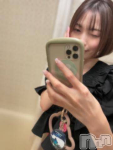 新潟デリヘル奥様特急 新潟店(オクサマトッキュウニイガタテン)えいみ(36)の2024年7月23日写メブログ「今日も12:00～出勤です♡」