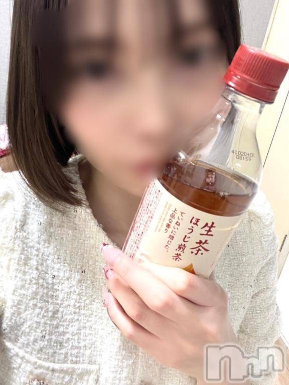 新潟デリヘル奥様特急 新潟店(オクサマトッキュウニイガタテン)えいみ(36)の2025年2月3日写メブログ「まだまだ事前予約受付中♡」