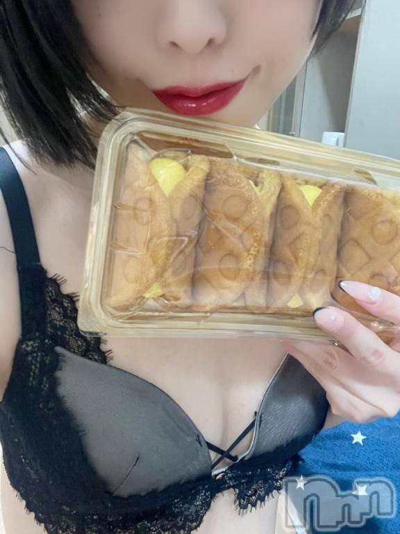 新潟デリヘル奥様特急 新潟店(オクサマトッキュウニイガタテン)えいみ(36)の2025年2月23日写メブログ「10:00から出勤です♡」