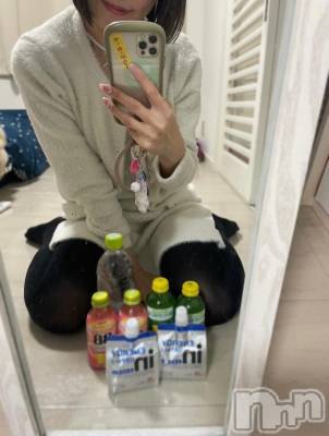 新潟デリヘル 奥様特急 新潟店(オクサマトッキュウニイガタテン) えいみ(36)の11月24日写メブログ「宣材変わりました♡」
