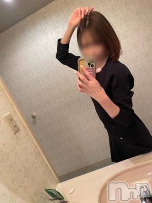 新潟デリヘル 奥様特急 新潟店(オクサマトッキュウニイガタテン) えいみ(36)の5月25日写メブログ「出勤です♡」