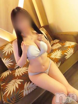 南(20) 身長150cm、スリーサイズB89(F).W56.H85。新潟デリヘル Minx(ミンクス)在籍。