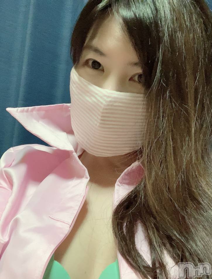 上越デリヘル(クルミノヘヤ)の2024年8月15日お店速報「お客さまから、おススメされた教材(笑)」